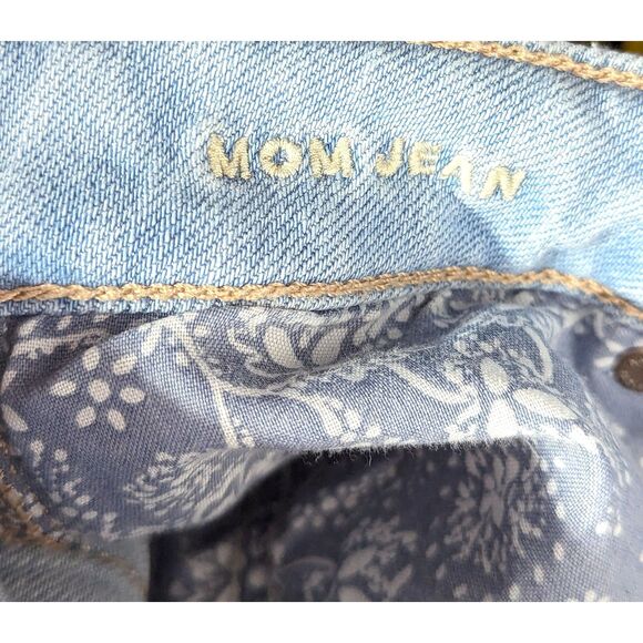 AMERICAN EAGLE Mom Jean Distressed Destroyed Trashed Grunge Denim High Rise Sz 4 - Picture 8 of 9